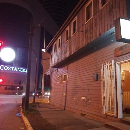 Hostal Copiapo Puerto Montt Exterior photo