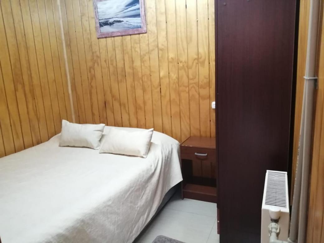 Hostal Copiapo Puerto Montt Exterior photo